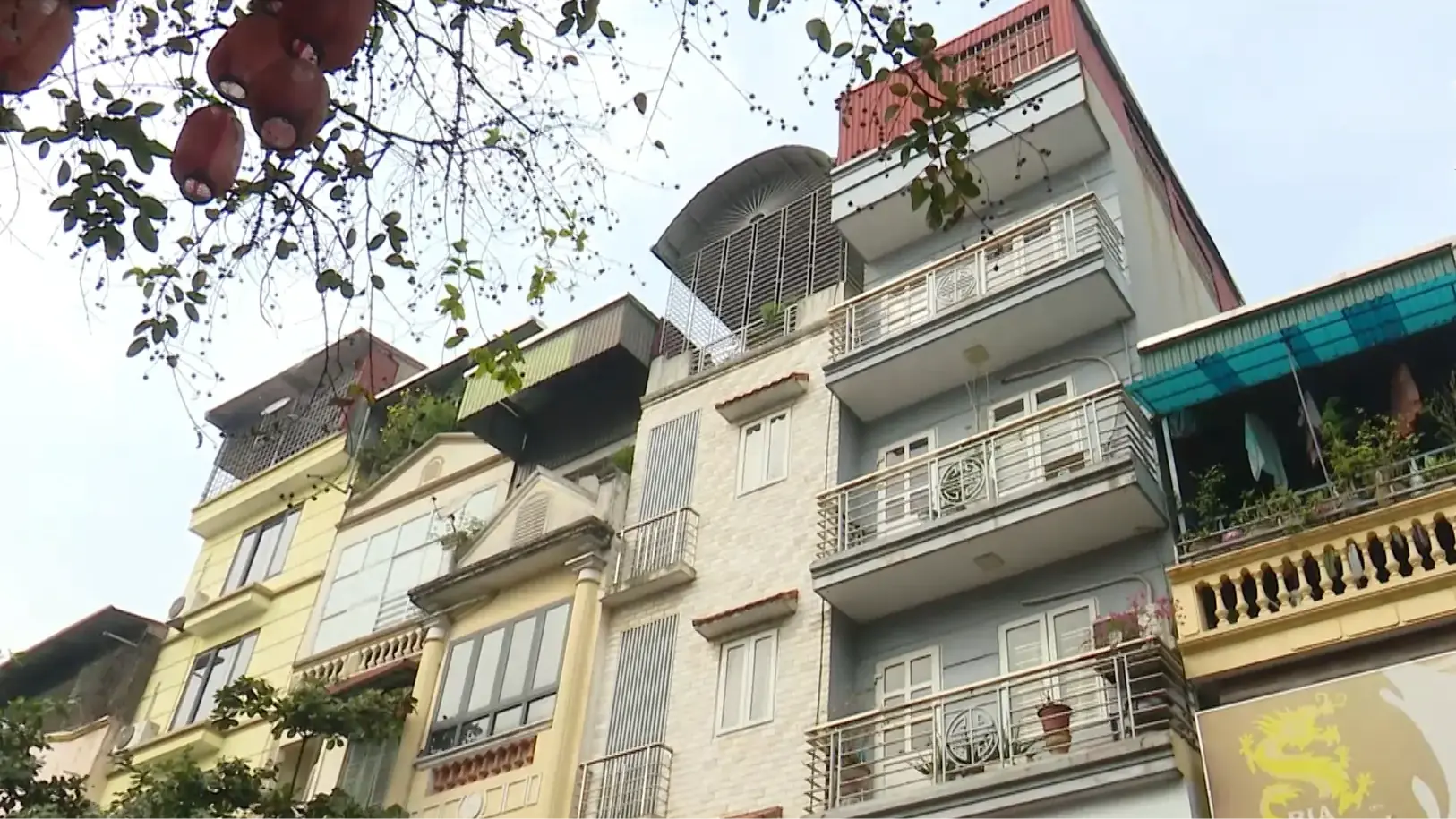 Giá nhà đất thổ cư tăng quá cao, giao dịch giảm mạnh